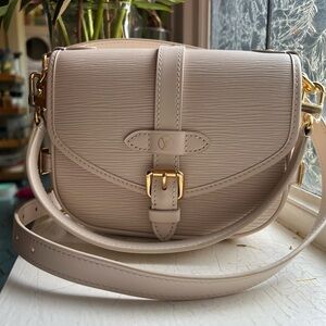 Louis Vuitton Samur epi crossbody bag